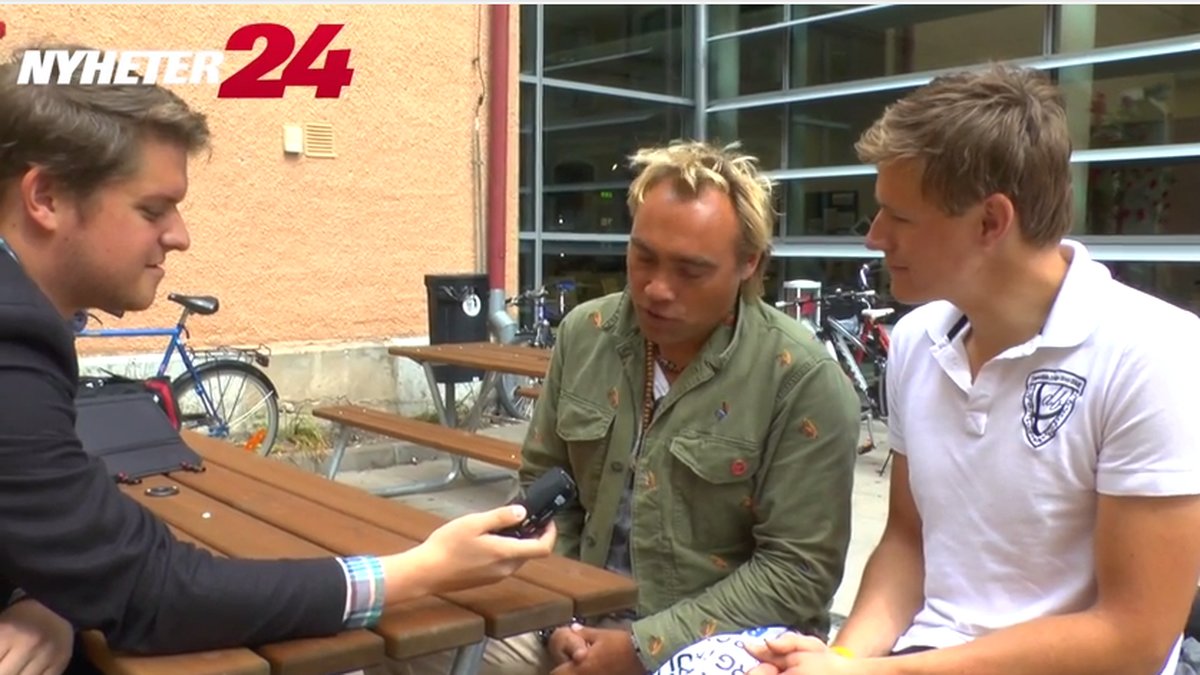 Nyheter24:s Viktor Adolfsson träffade Johan och Aron i Almedalen för en webb-tv-intervju. Se klippet nedan.